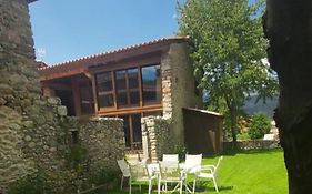 Turisme Rural Ca L'Axai Casa 3